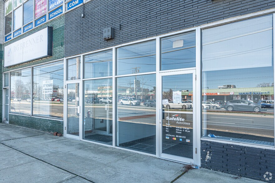 More Photos Of 4010 Hempstead Tpke, Bethpage Auto Repair For Sale