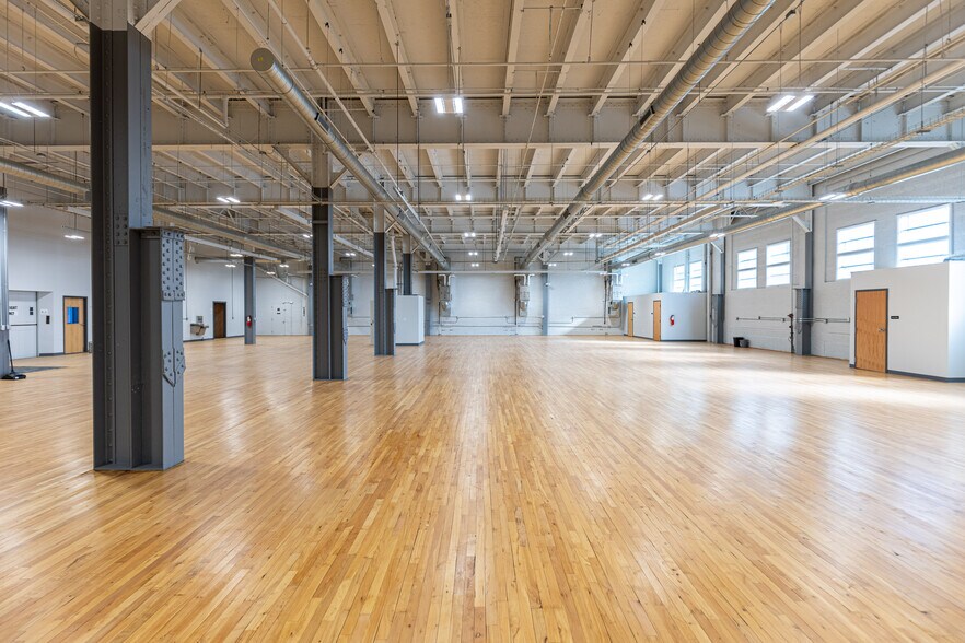 More Photos Of 4925 Harrison St, Pittsburgh Warehouse For Sale