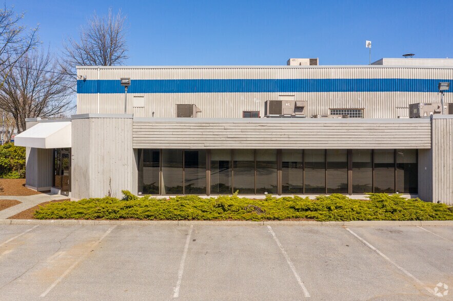 More Photos Of 880 Cliveden Ave, Delta Manufacturing For Lease