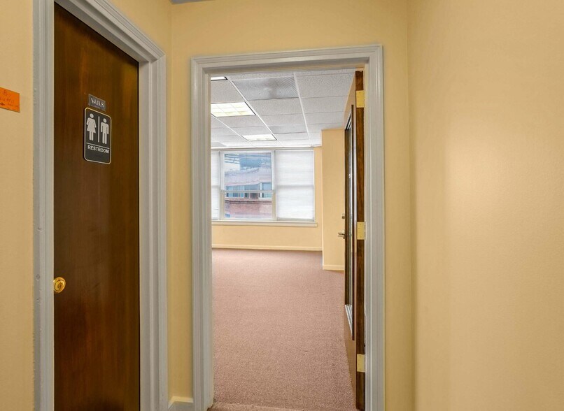 More Photos Of 1420 Prince St, Alexandria Office For Lease