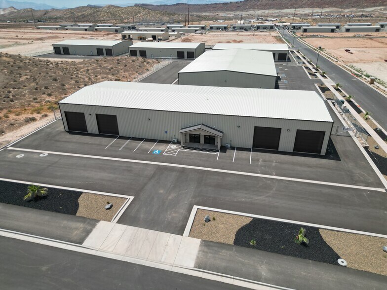 More Photos Of 975 S. 5600 W., Hurricane Unknown For Lease