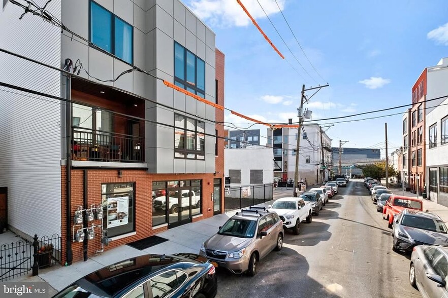 Primary Photo Of 2025 Amber St, Philadelphia Storefront For Lease