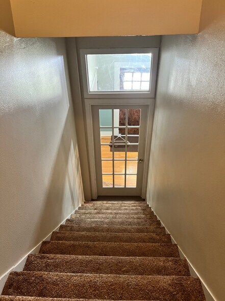 More Photos Of 306 N Austin St, Comanche Office For Sale