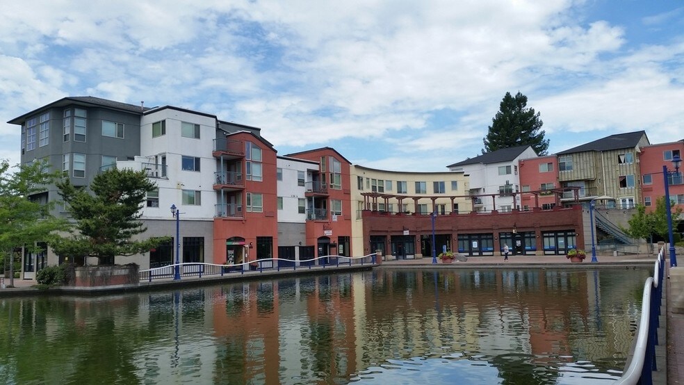 More Photos Of 18662-18678 SW Boones Ferry Rd, Tualatin Apartments For Lease