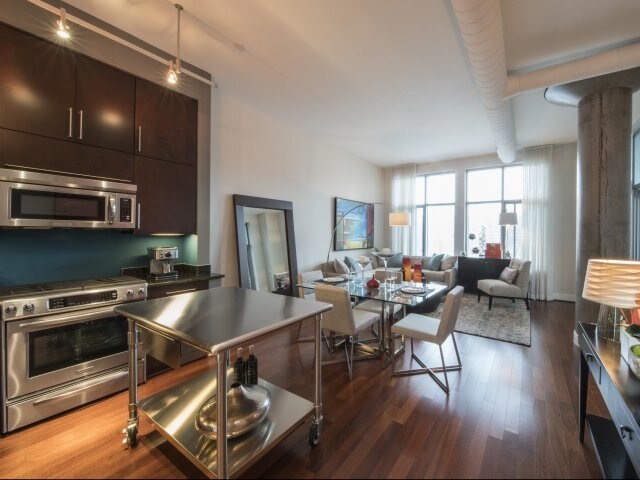 More Photos Of 8210 Crestwood Heights Dr, McLean Apartments For Lease