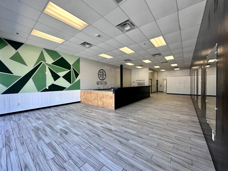 More Photos Of 8142 Shin Oak Dr, San Antonio Unknown For Lease