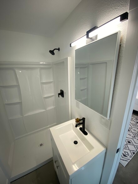 More Photos Of 99 Bartlett St, Reno Apartments For Sale