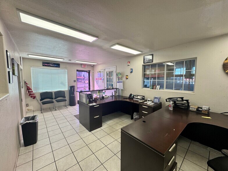 More Photos Of 1211 E Yosemite Ave, Madera Auto Repair For Sale