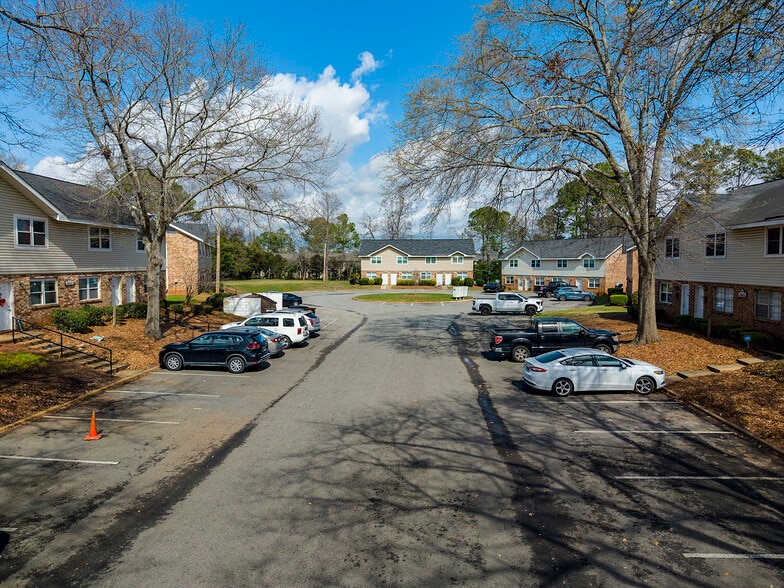 More Photos Of 2501 Redwood Ct, Albany Multifamily For Sale