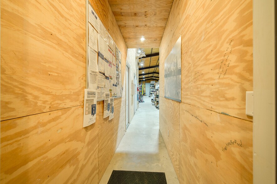 More Photos Of 11184 Dan Williams Ln, College Station Warehouse For Sale