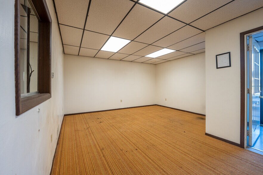 More Photos Of 5767 PA-981 Hwy, Latrobe Medical For Sale