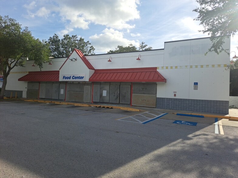 Primary Photo Of 6933 US Highway 301 S, Riverview General Retail For Lease