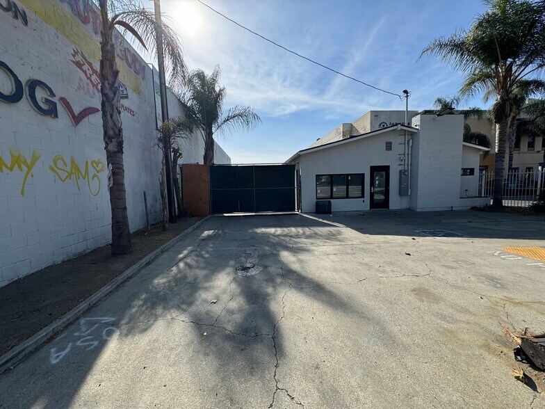 More Photos Of 1420 W Holt Ave, Pomona Medical For Sale