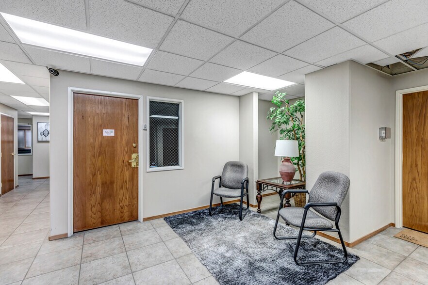 More Photos Of 3225 Templeton Gap Rd, Colorado Springs Office For Lease