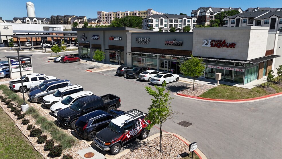 Primary Photo Of 635 University Blvd, Round Rock Storefront For Sale