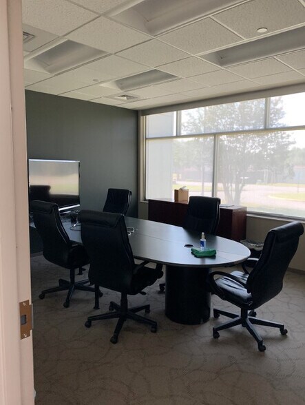 More Photos Of 2616 W Main St, Jacksonville Office For Sale