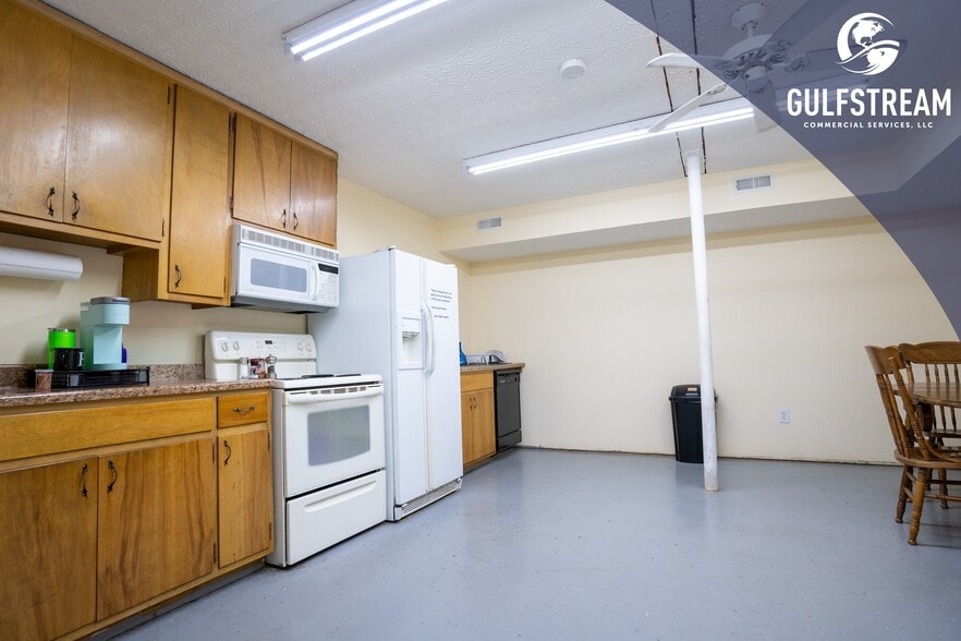 More Photos Of 1201 Hall St, Owensboro Specialty For Sale