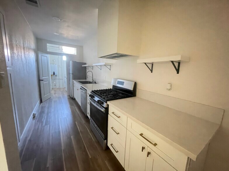 More Photos Of 620 14th St, Sacramento Apartments For Sale