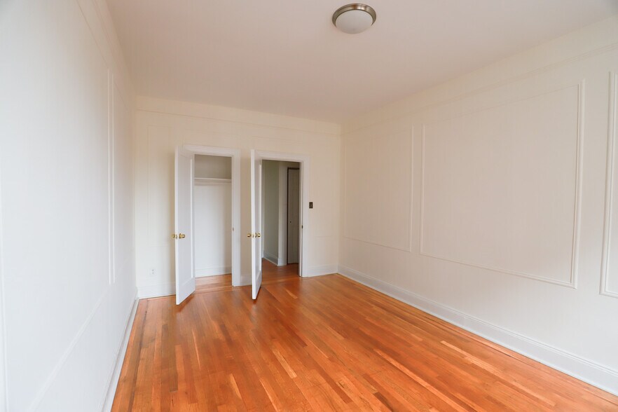 More Photos Of 34-12 29th St, Long Island City Apartments For Sale