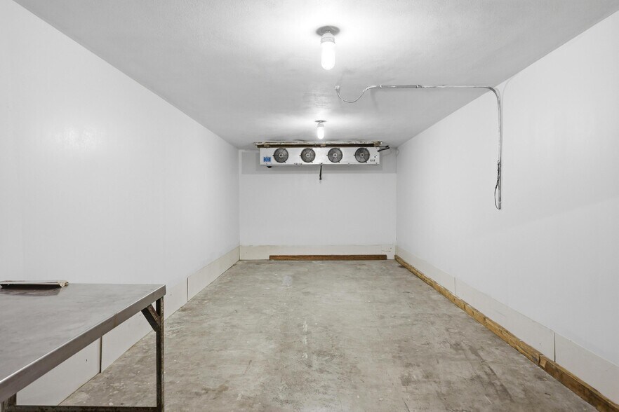 More Photos Of 2154 Old Charleston Rd NE, Cleveland Refrigeration Cold Storage For Sale