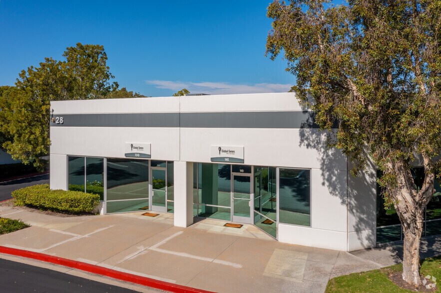 More Photos Of 28 Argonaut, Aliso Viejo Light Manufacturing For Lease