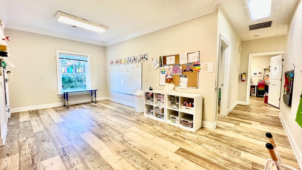 More Photos Of 4080 McGinnis Ferry Rd, Alpharetta Office For Sale