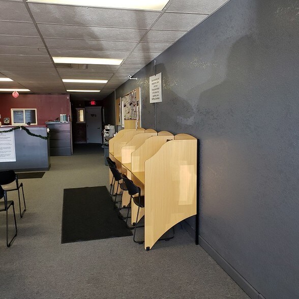 More Photos Of 5600 75th St, Kenosha Unknown For Lease