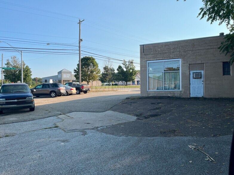 More Photos Of 4061 S Main St, Akron Auto Repair For Sale