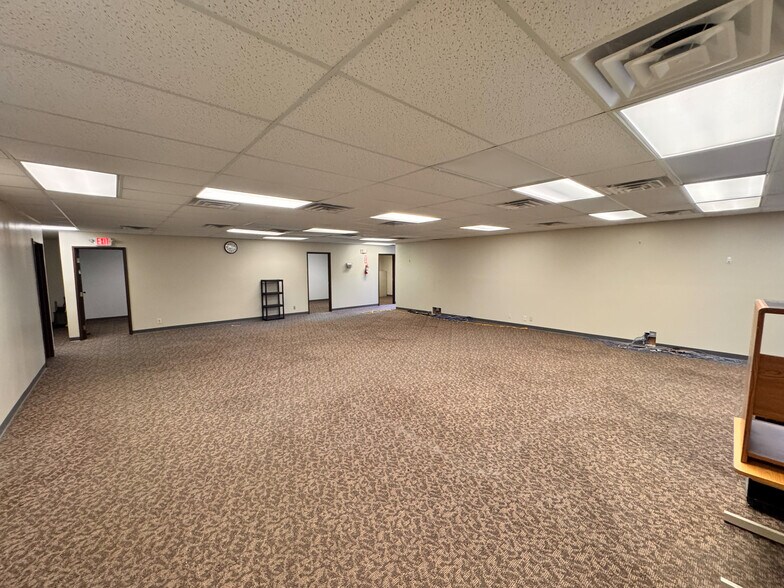 More Photos Of 95 E Main St, Carrollton Office For Sale