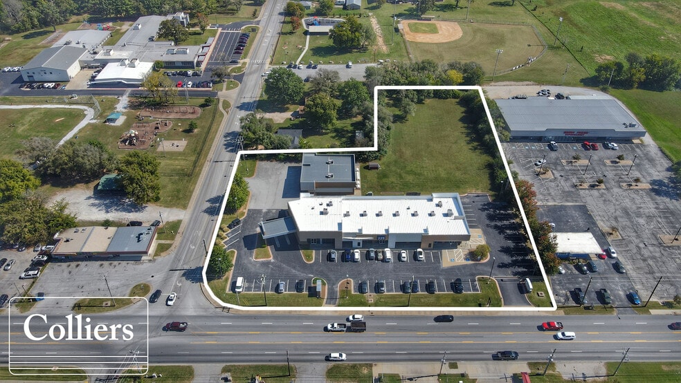 More Photos Of 225 N Bloomington St, Lowell General Retail For Sale