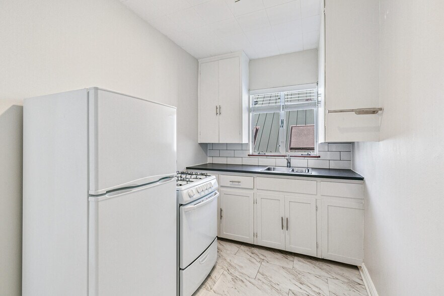 More Photos Of , Denver Multifamily For Sale