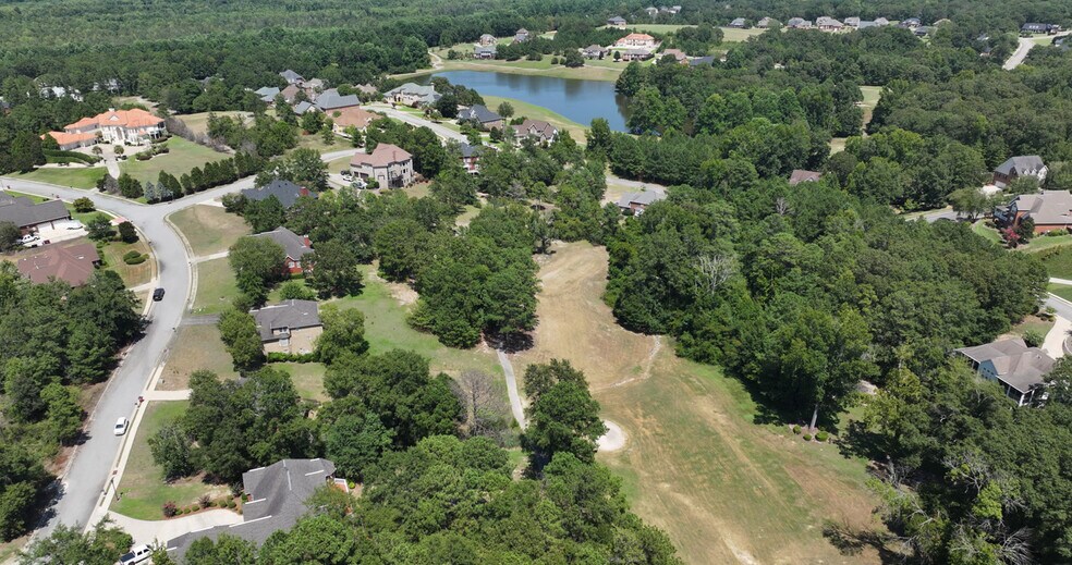 More Photos Of 128 Oakview Club Dr, Macon-Bibb Golf Course Driving Range For Sale