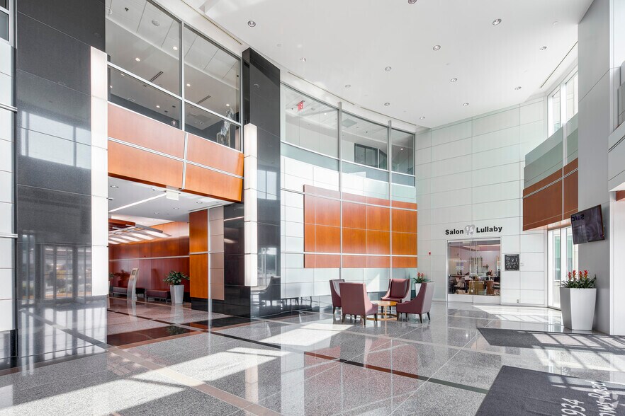 More Photos Of 1934 Old Gallows Rd, Vienna Office For Lease