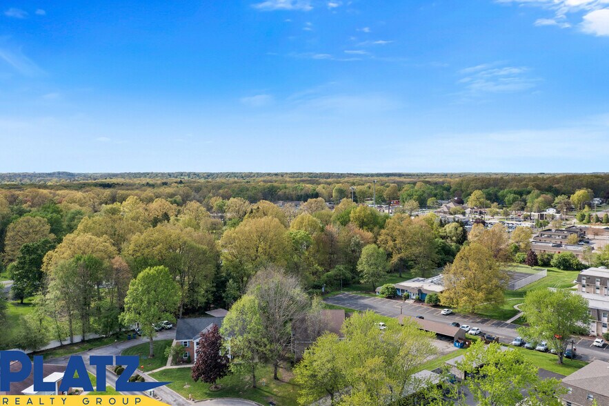 More Photos Of 7430 Becky Ct, Youngstown Apartments For Sale