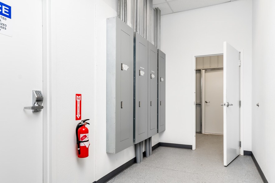 More Photos Of 40444 Bush Rd, Avondale Specialty For Sale