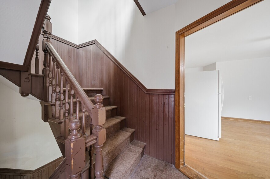 More Photos Of 61 B St, Manchester Multifamily For Sale