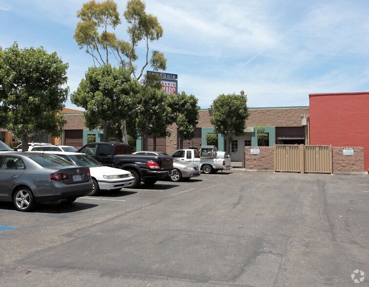 More Photos Of 15703 Condon Ave, Lawndale Warehouse For Lease