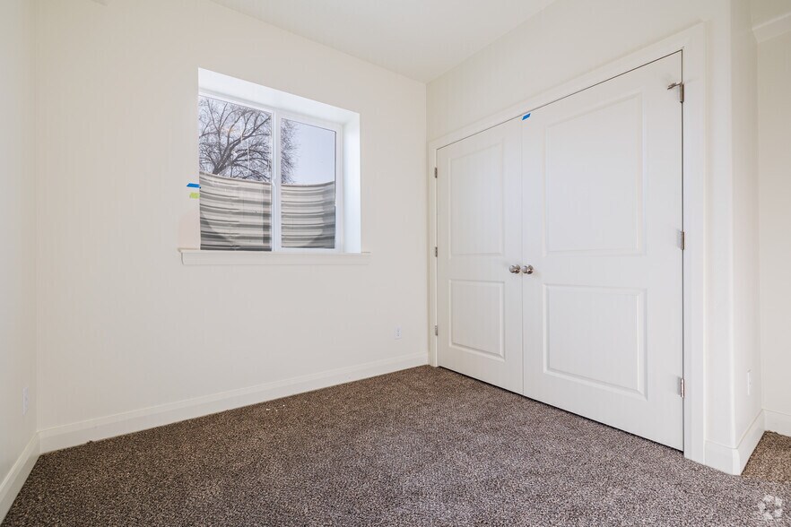 More Photos Of 36 W 1600 N, Sunset Apartments For Sale