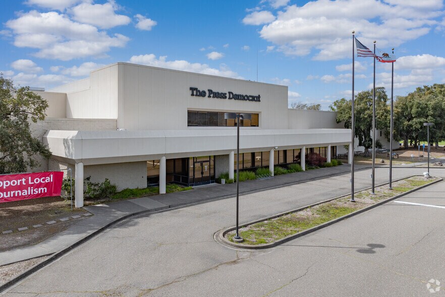 More Photos Of 5505 Redwood Dr, Rohnert Park Distribution For Lease