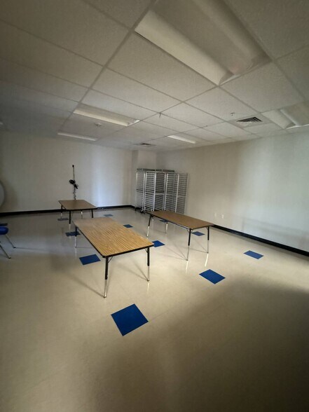 More Photos Of 2435 E Pecan Rd, Phoenix Specialty For Sale