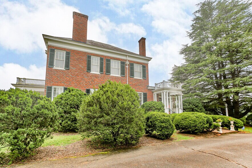 More Photos Of 590 N Madison Rd, Orange Land For Sale