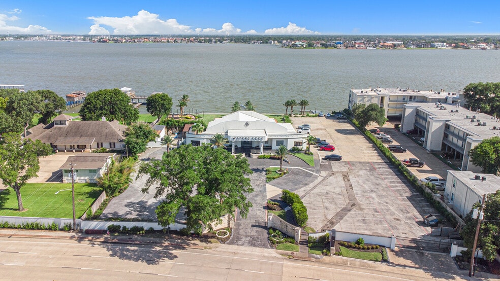 More Photos Of 3901 Nasa Pky, El Lago Lodge Meeting Hall For Sale