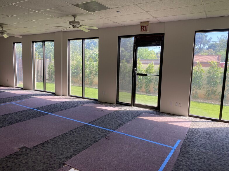 More Photos Of 2701 E Osborn Rd, Phoenix Office For Lease
