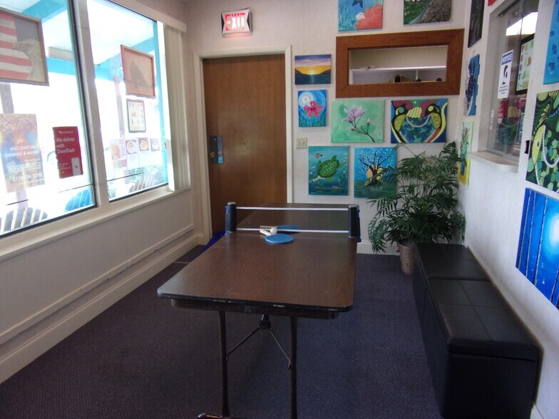 More Photos Of 12425-12427 Clock Tower Pky, Hudson Office For Sale