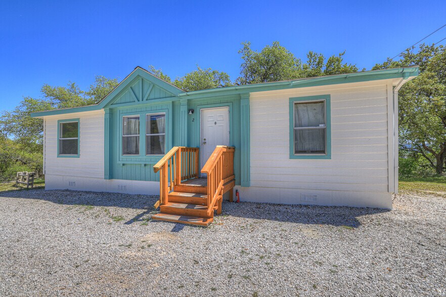 More Photos Of 200 Peggs Pl, Canyon Lake Specialty For Sale