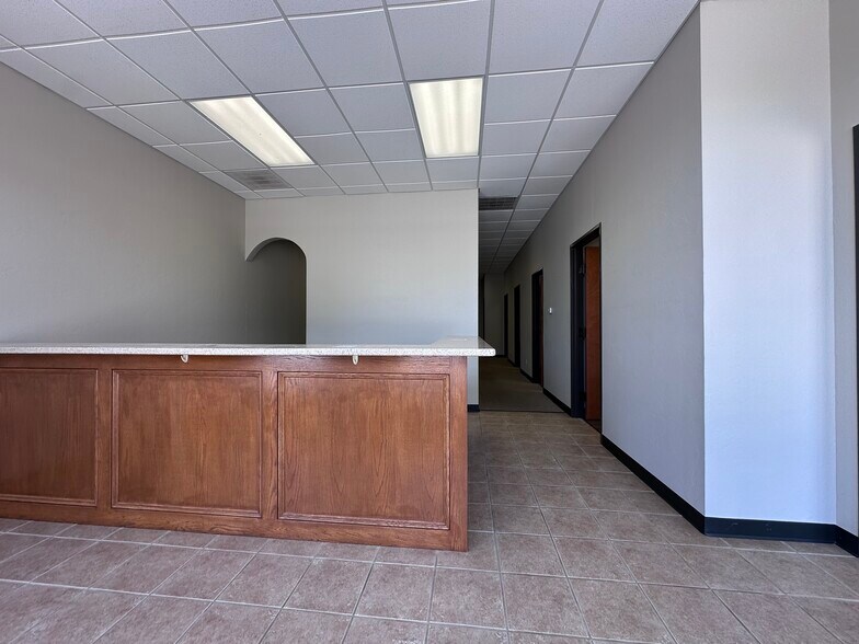 More Photos Of 360 24th Ave NW, Norman Storefront For Lease