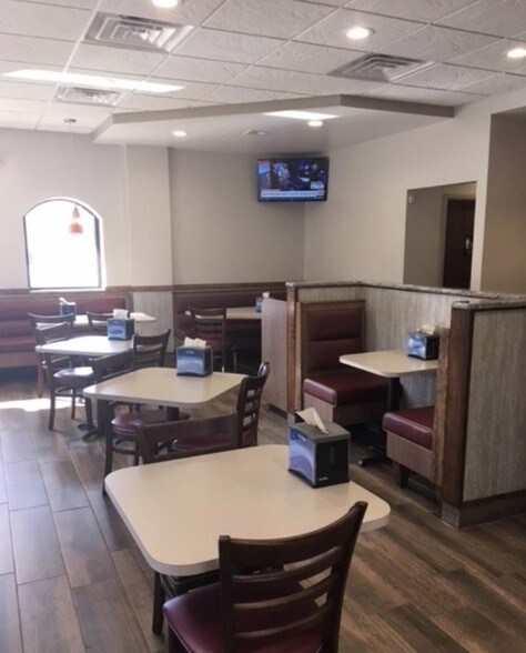 More Photos Of 2405 New Rd, Northfield Restaurant For Lease