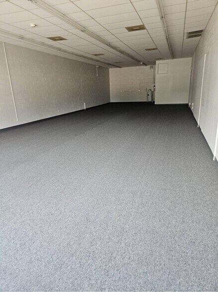 More Photos Of 210-290 E 5th N, Mountain Home Freestanding For Sale