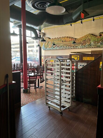 More Photos Of 310 Court Ave, Des Moines Restaurant For Sale