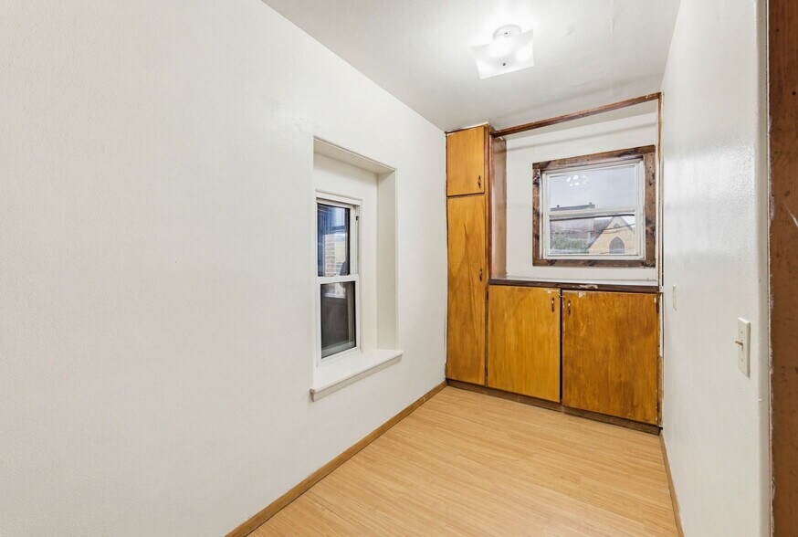 More Photos Of 309-313 W Milwaukee St, Janesville Apartments For Sale